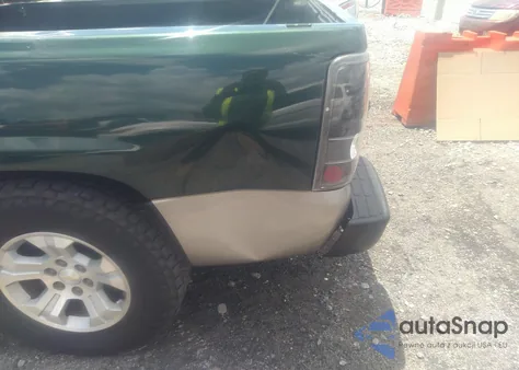 2002 Chevrolet Silverado 1500 Ls из США, поврежденный, VIN 1GCEC14VX2Z122467